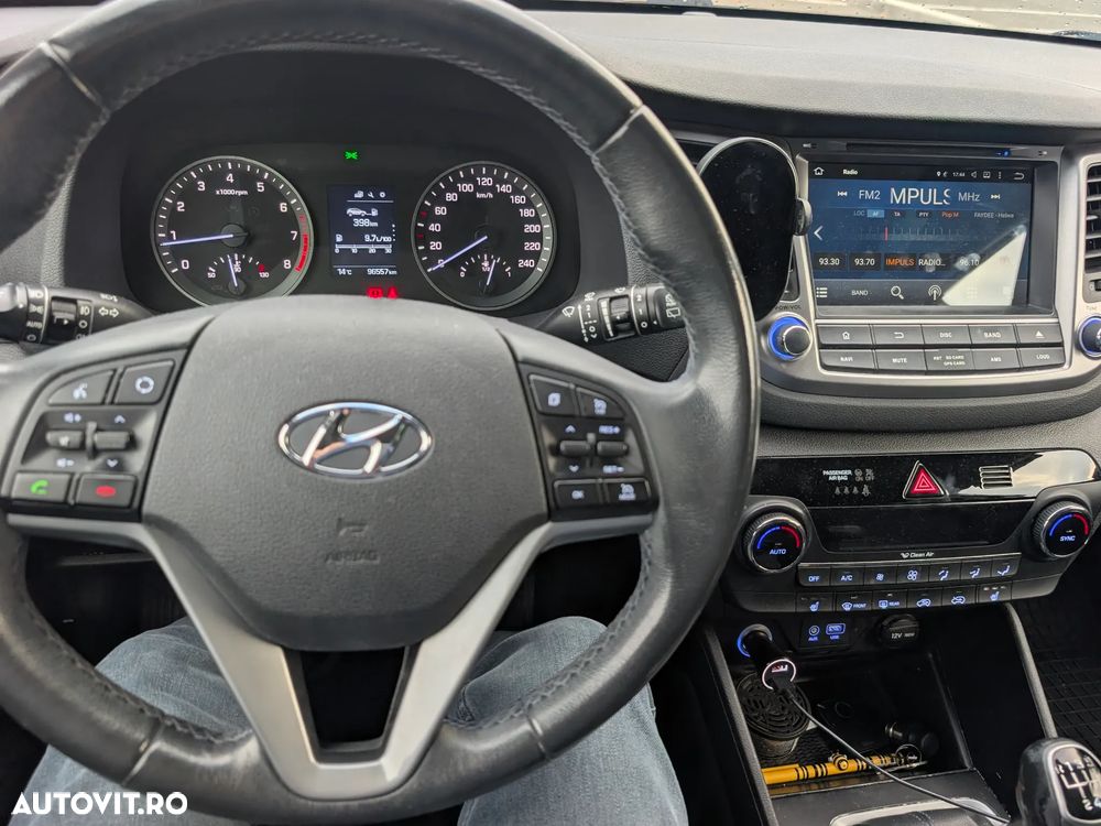 Hyundai Tucson - 10