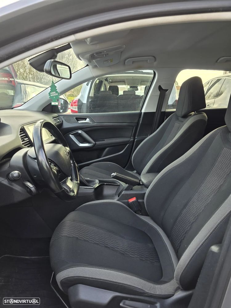 Peugeot 308 PureTech 110 Stop & Start Style - 8