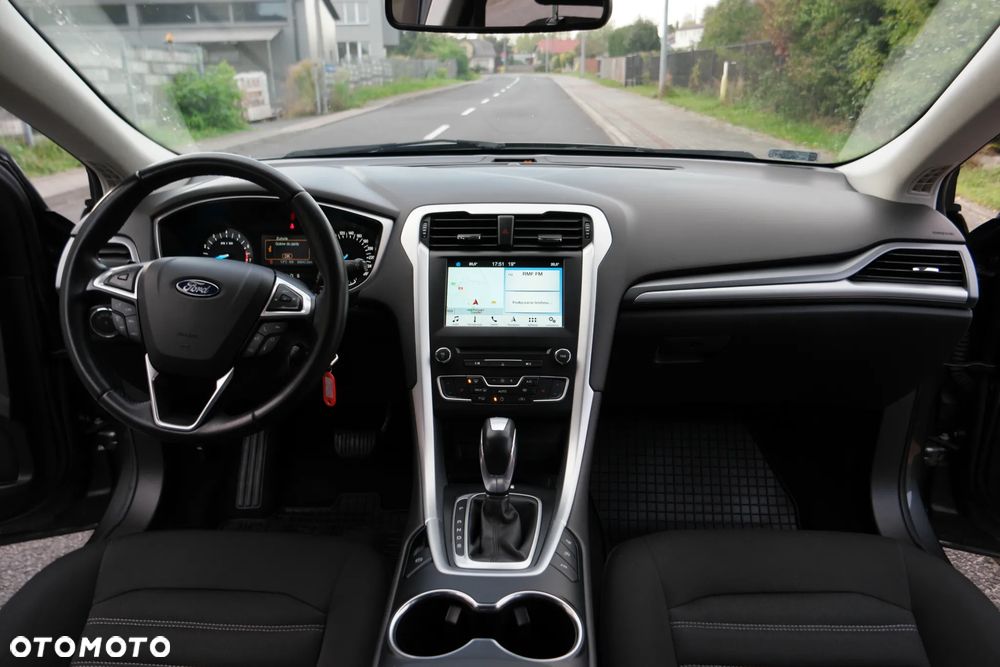 Ford Mondeo - 28