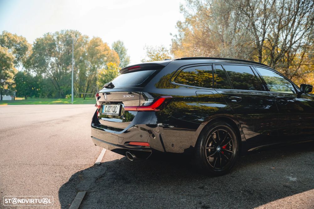 BMW 330 e Aut. - 1