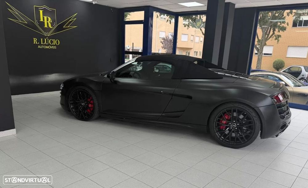 Audi R8 Spyder 5.2 FSi V10 quattro R tronic - 23