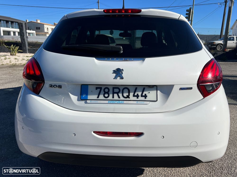 Peugeot 208 1.2 PureTech Style - 26