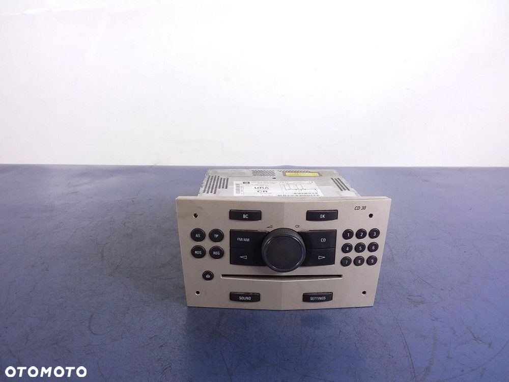OPEL ZAFIRA B RADIO RADIOODTWARZACZ CD 13263051 - 1