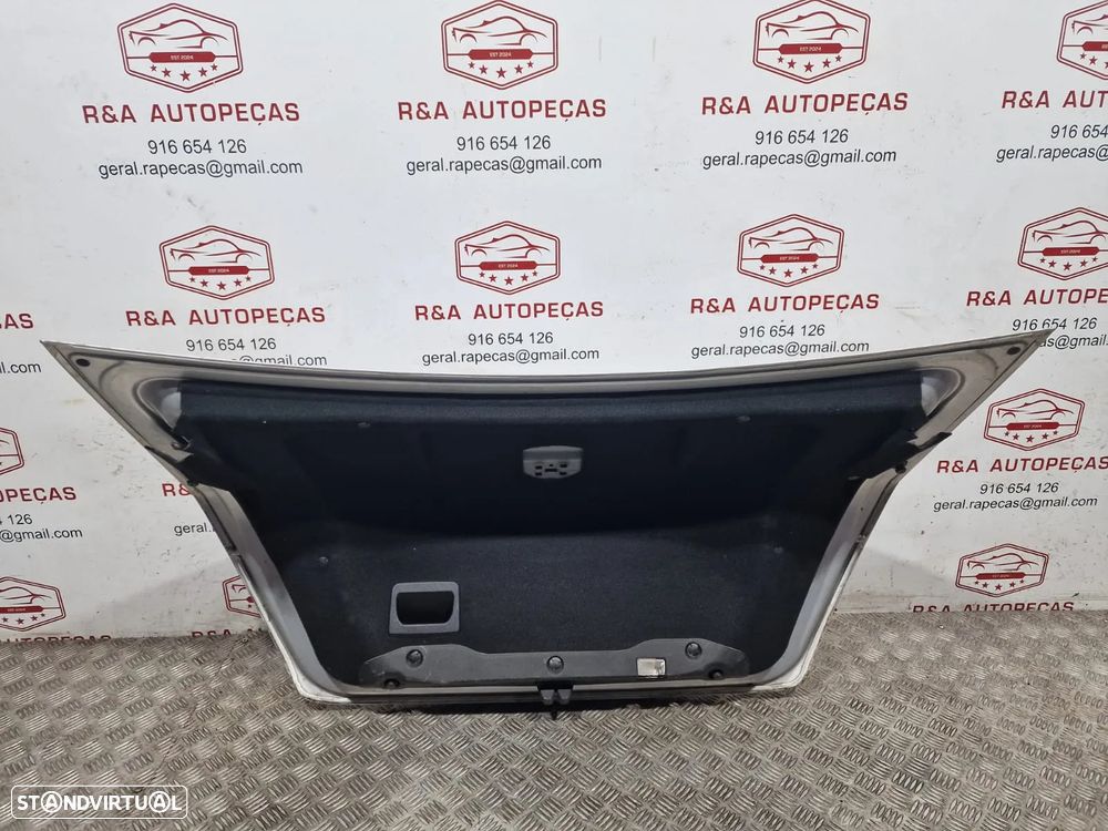 Tampa de Mala Mercedes W204 Sedan Original - 5