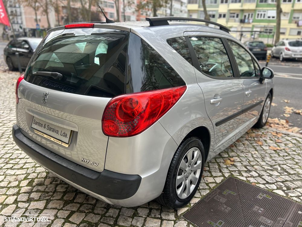 Peugeot 207 SW 1.4 Trendy - 9