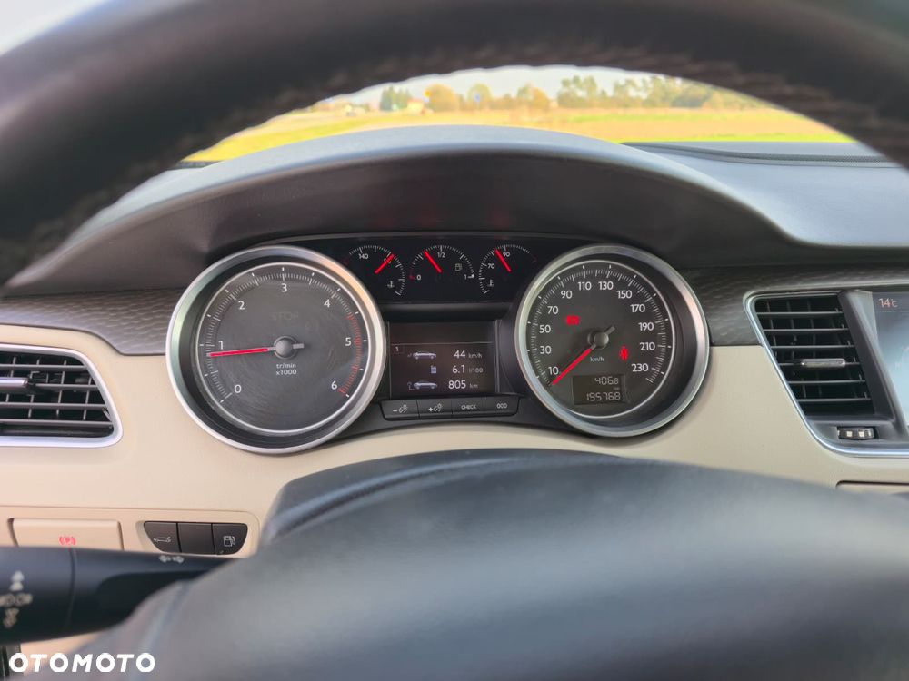 Peugeot 508 HDi FAP 160 Allure - 12