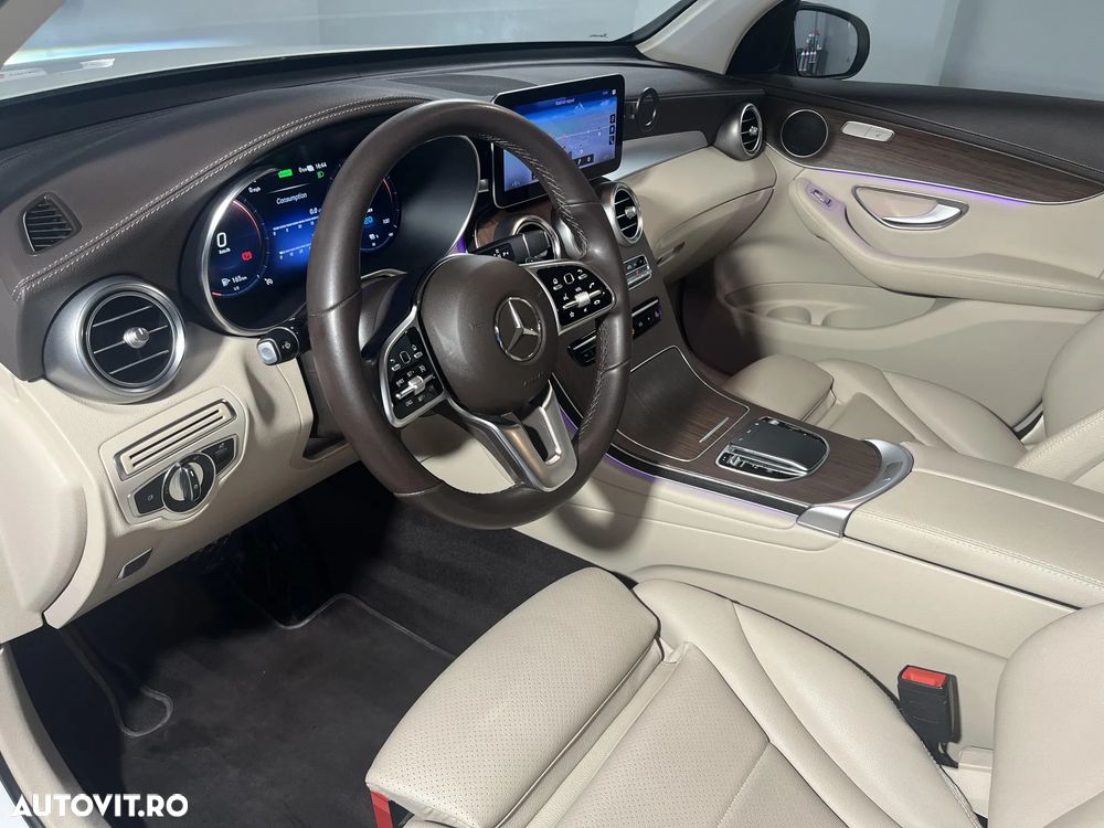 Mercedes-Benz GLC 300 de 4Matic 9G-TRONIC AMG Line - 10