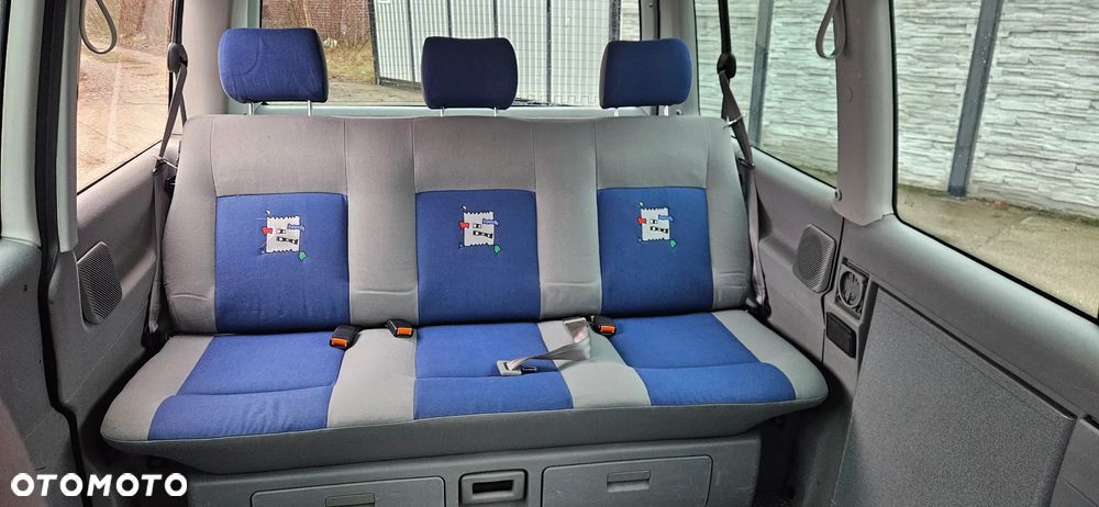 Volkswagen Multivan ver-2-0-tdi-highline-dsg - 25