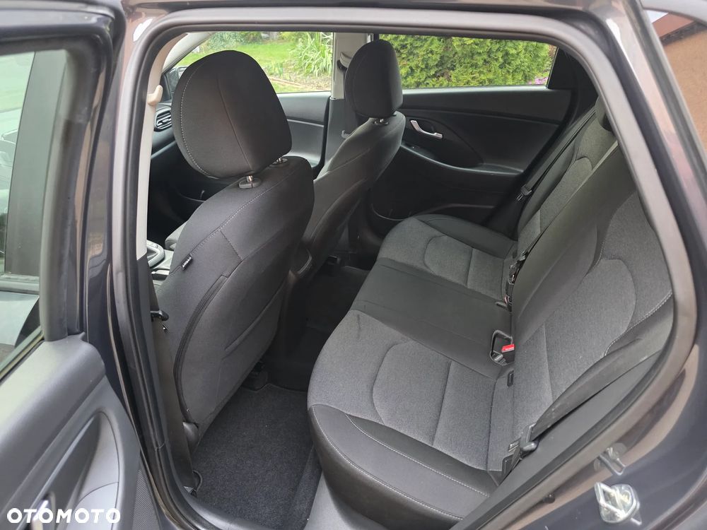 Hyundai i30 1.0 T-GDI Intro Edition - 12