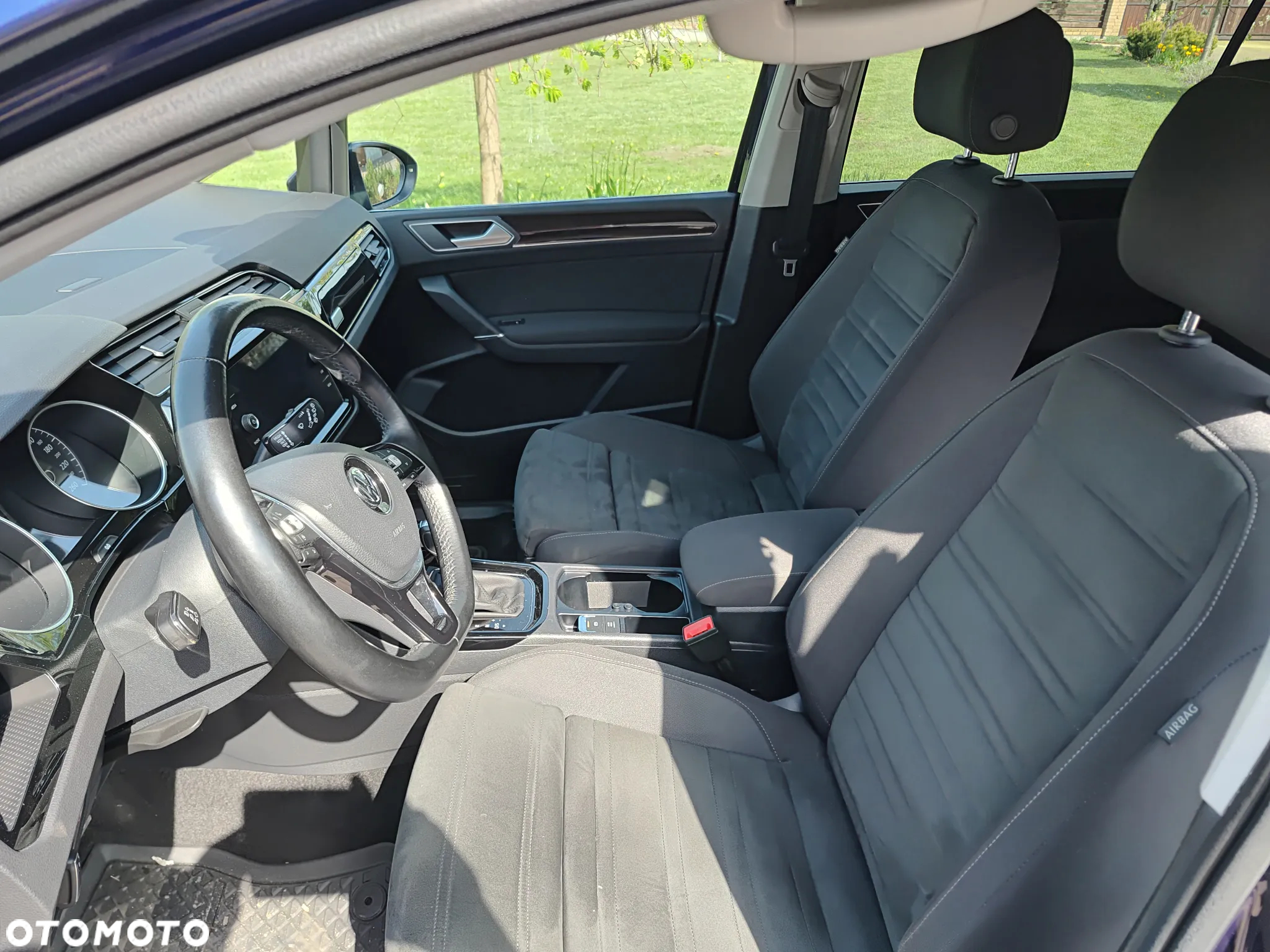 Volkswagen Touran 2.0 TDI SCR DSG Highline - 4