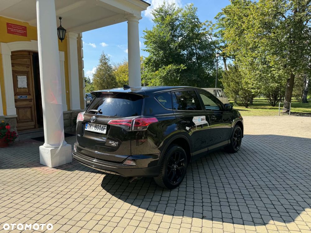 Toyota RAV4 - 16