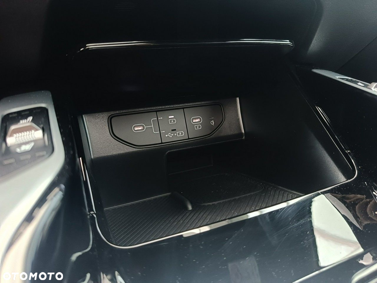 Kia Sorento - 26