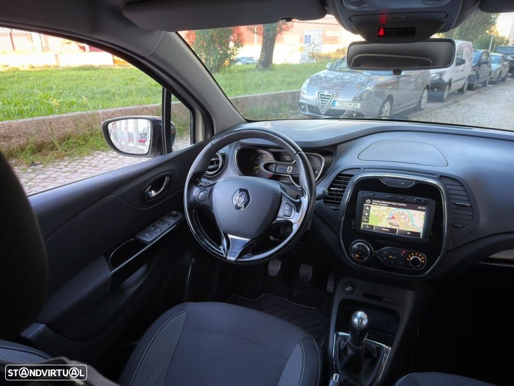 Renault Captur 1.5 dCi Exclusive - 19