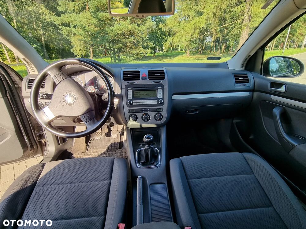 Volkswagen Golf V 1.9 TDI Comfortline - 9