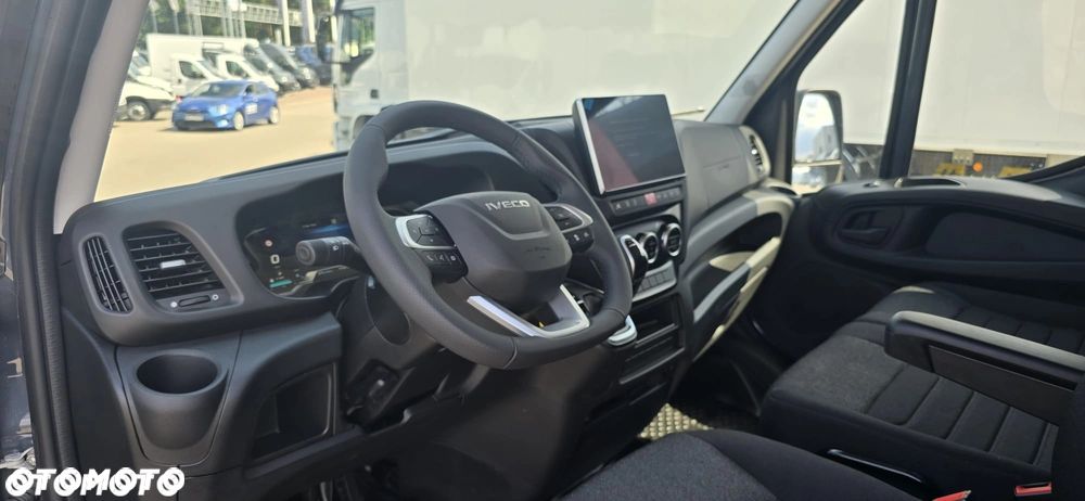 Iveco 35S18A8V 16M3 AUTOMAT - 29