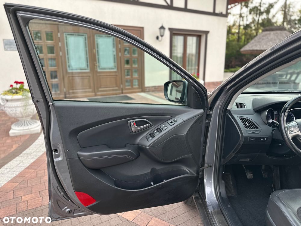Hyundai ix35 1.6 2WD Fifa World Cup Edition - 26