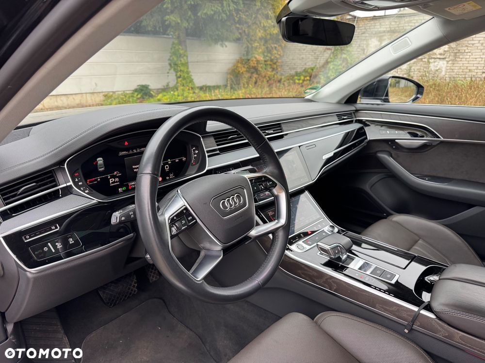 Audi A8 - 27