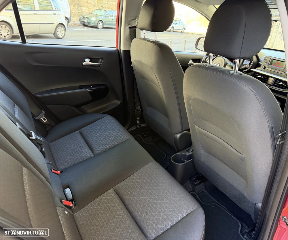 Kia Picanto 1.0 CVVT Urban AMT - 24