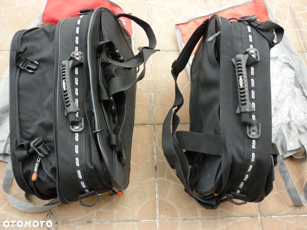 Sakwy boczne GIVI Voyager BAG - 8