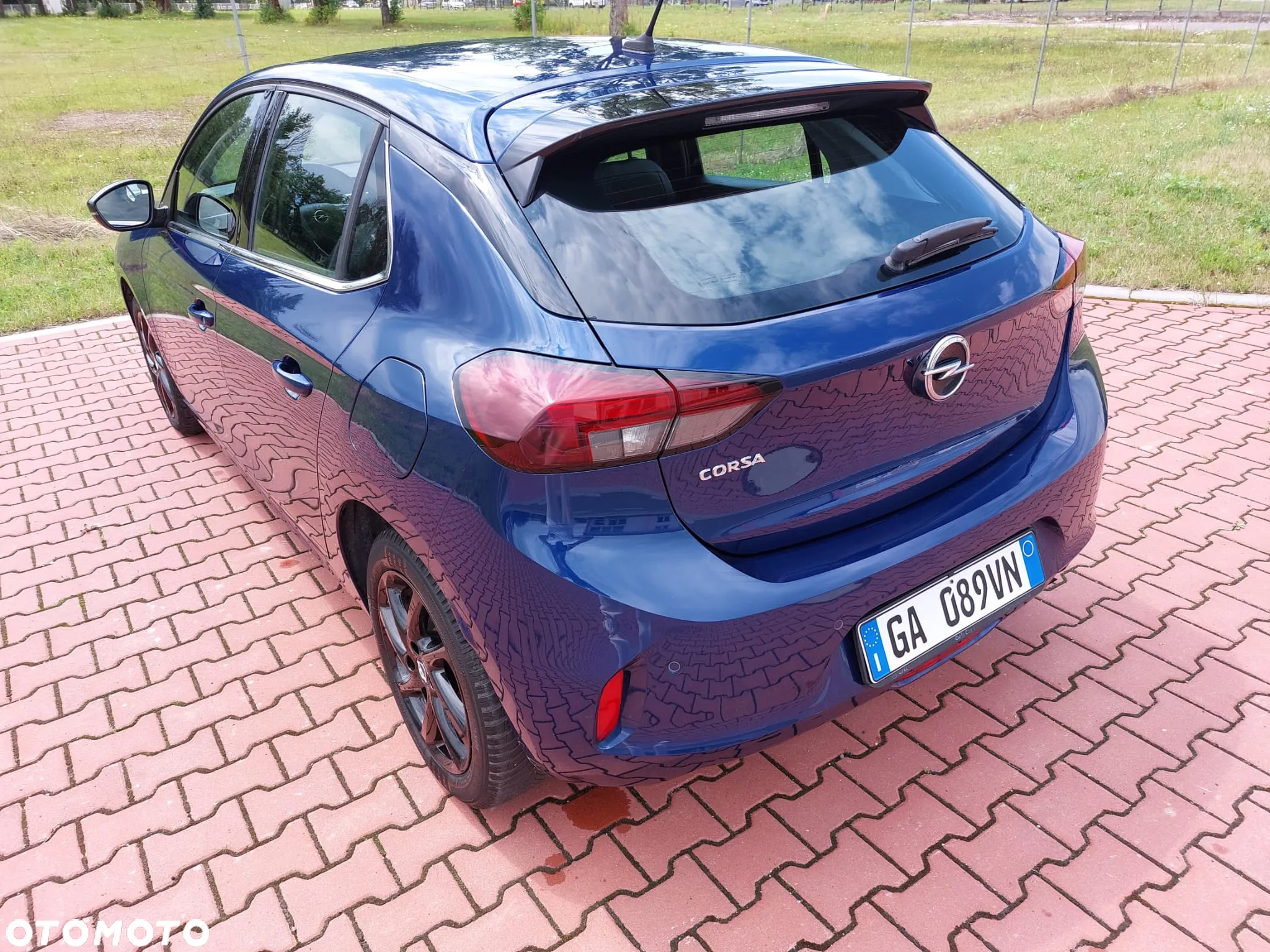 Opel Corsa 1.2 Elegance S&S - 21