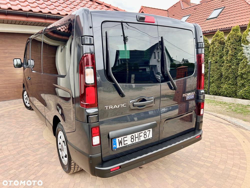 Renault Trafic 2.0 dCi EDC - 25