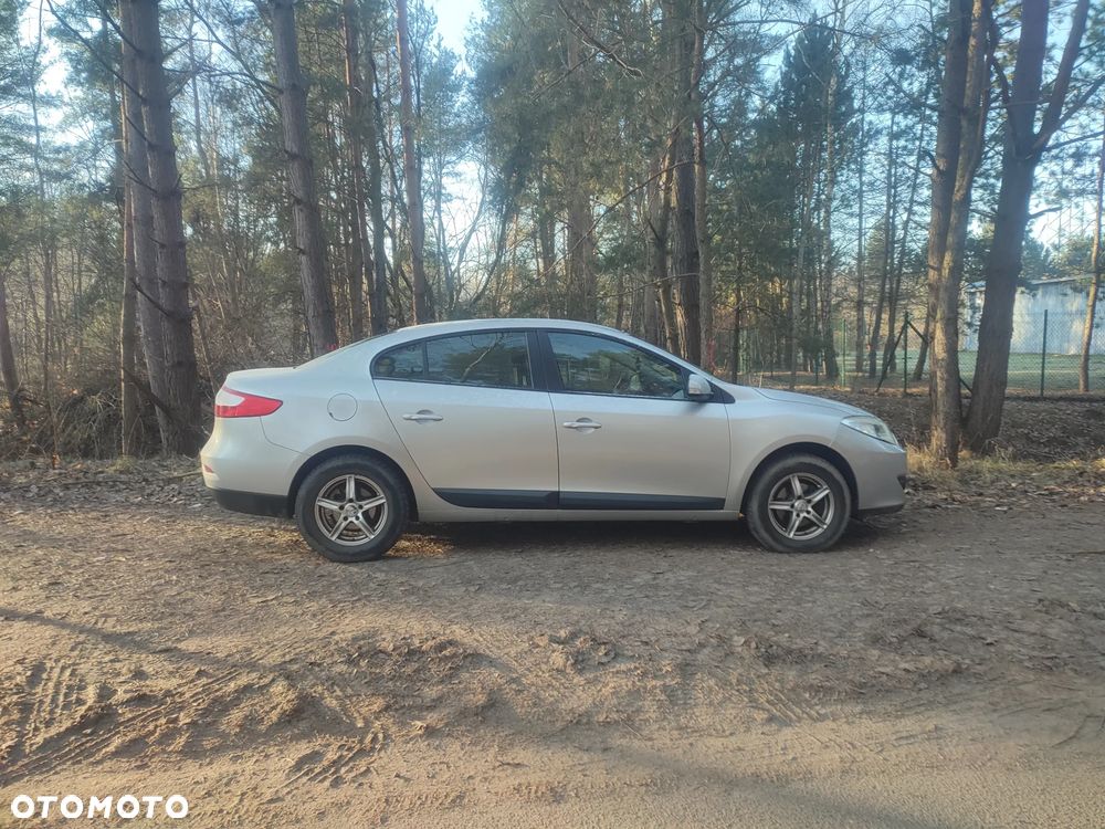 Renault Fluence 1.5 dCi Expression - 21