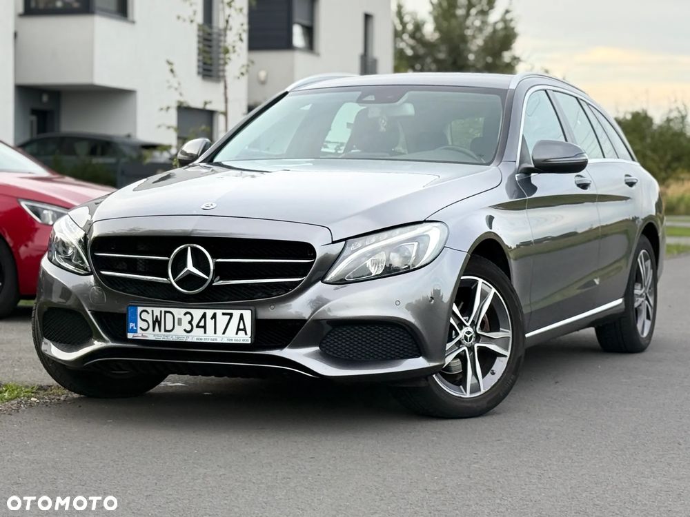 Mercedes-Benz Klasa C 180 9G-TRONIC