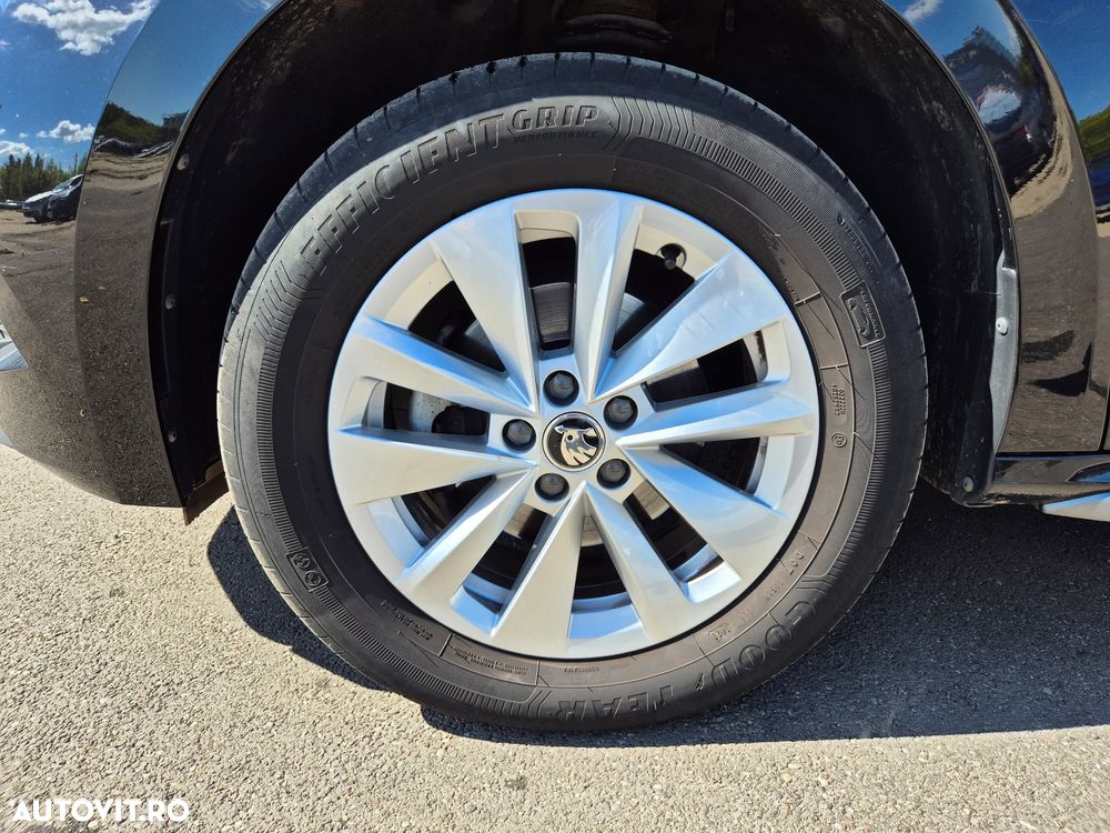 Skoda Kamiq 1.0 TSI DSG Style - 29