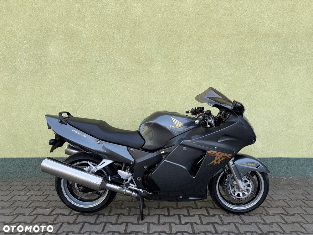 Honda CBR - 7
