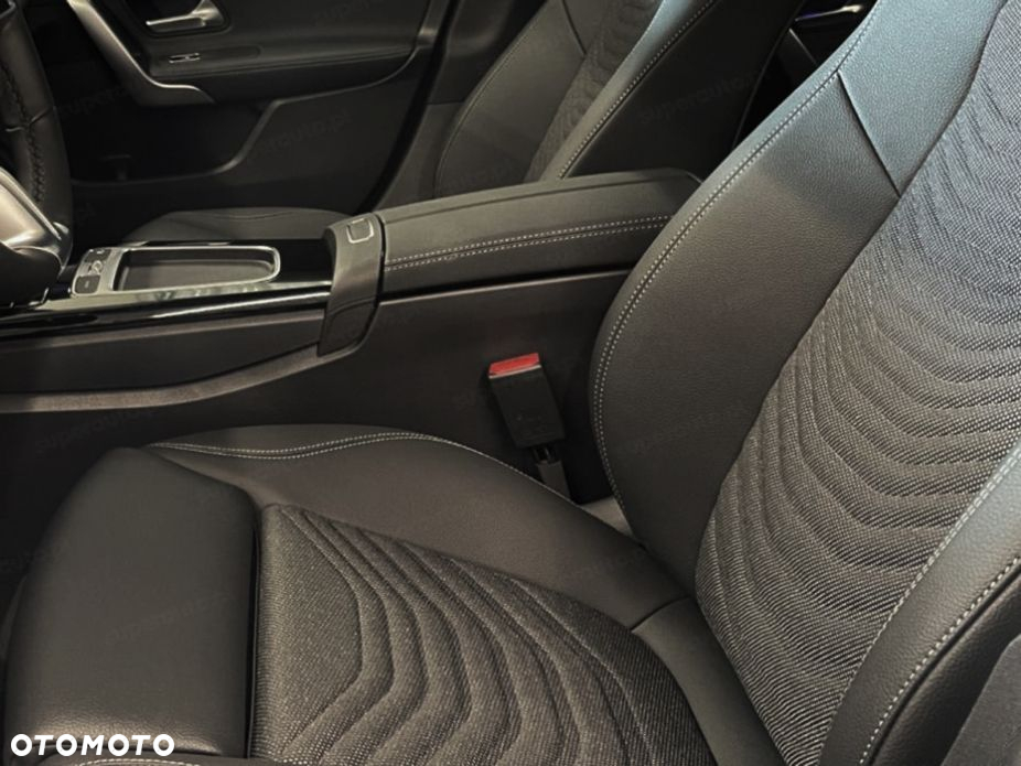 Mercedes-Benz CLA - 6