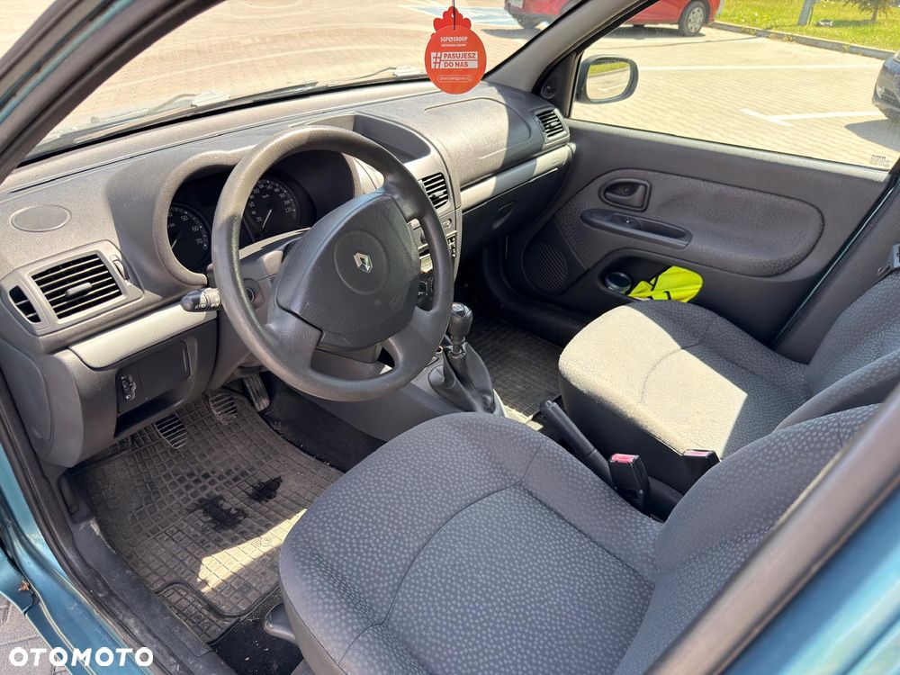 Renault Clio 1.2 Campus Authentique - 11