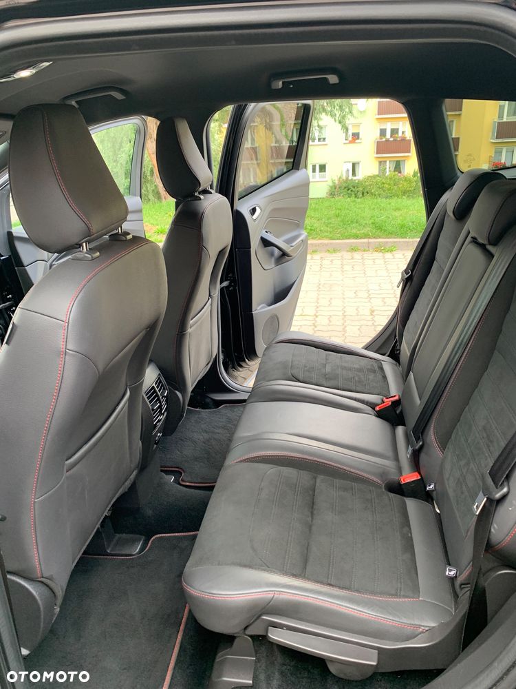 Ford Kuga - 22