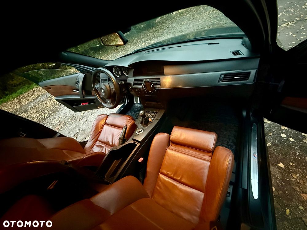 BMW Seria 5 525i - 19