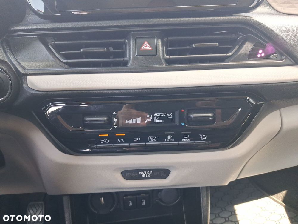 Suzuki Swift 1.2 Dualjet SHVS Premium Plus - 33