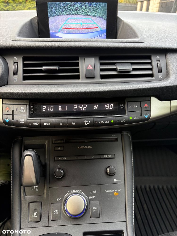 Lexus CT 200h Elegance - 10