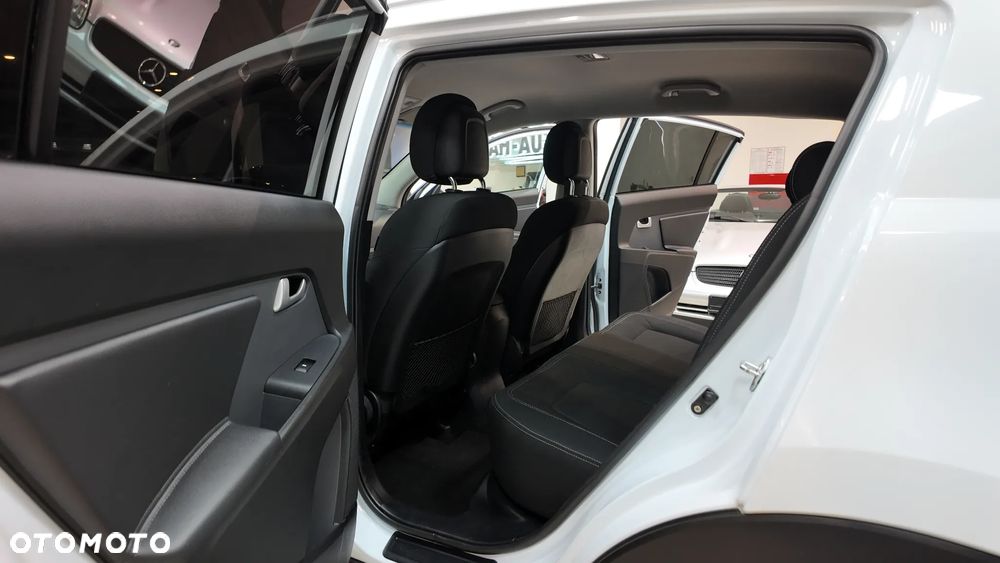 Kia Sportage 1.7 CRDI 2WD Vision - 25