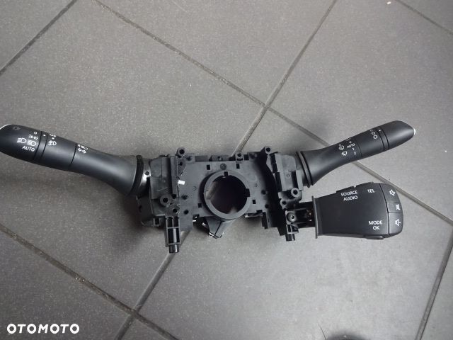 Przełącznik zespolony Renault Megane IV 255545857r - 1
