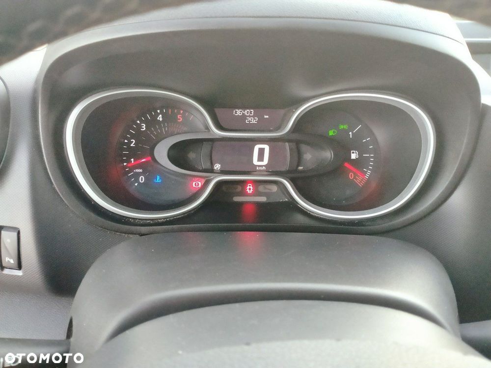 Renault Trafic - 15