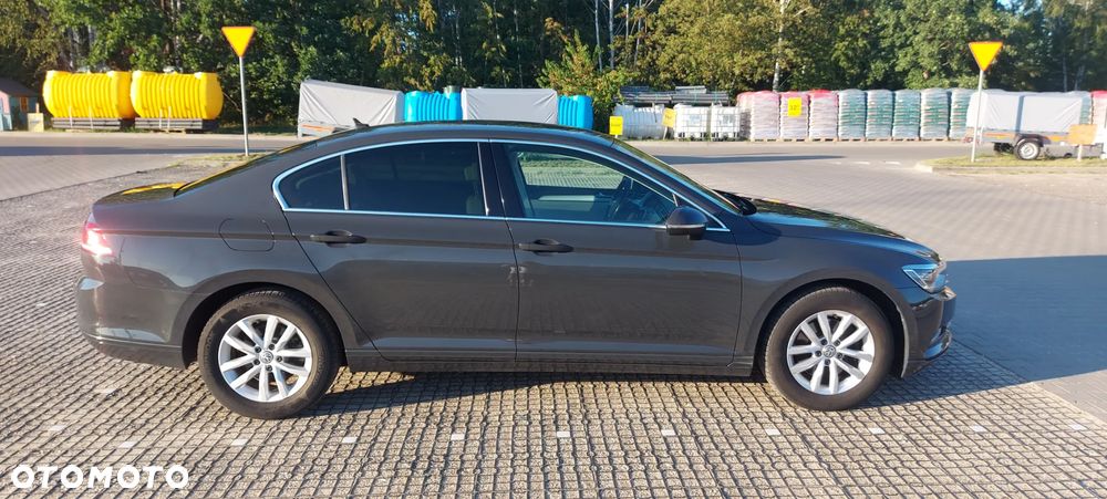 Volkswagen Passat 1.8 TSI BMT Comfortline DSG - 4