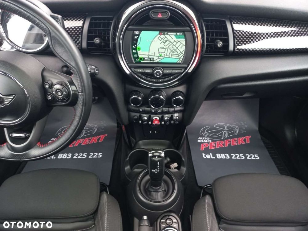 MINI John Cooper Works - 23