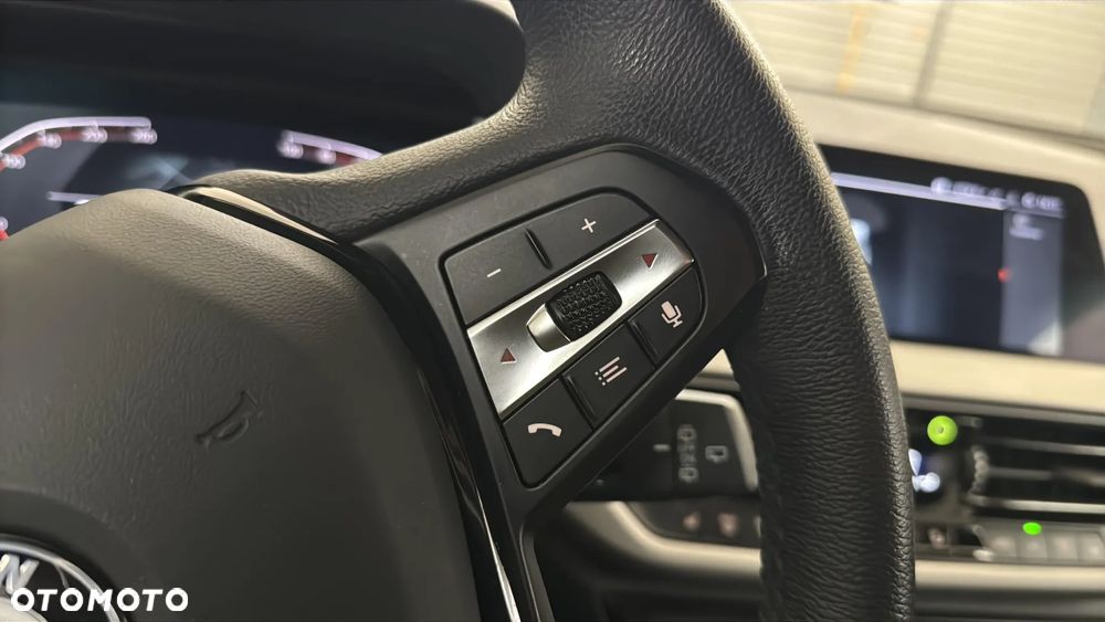 BMW Seria 1 118i Advantage - 29