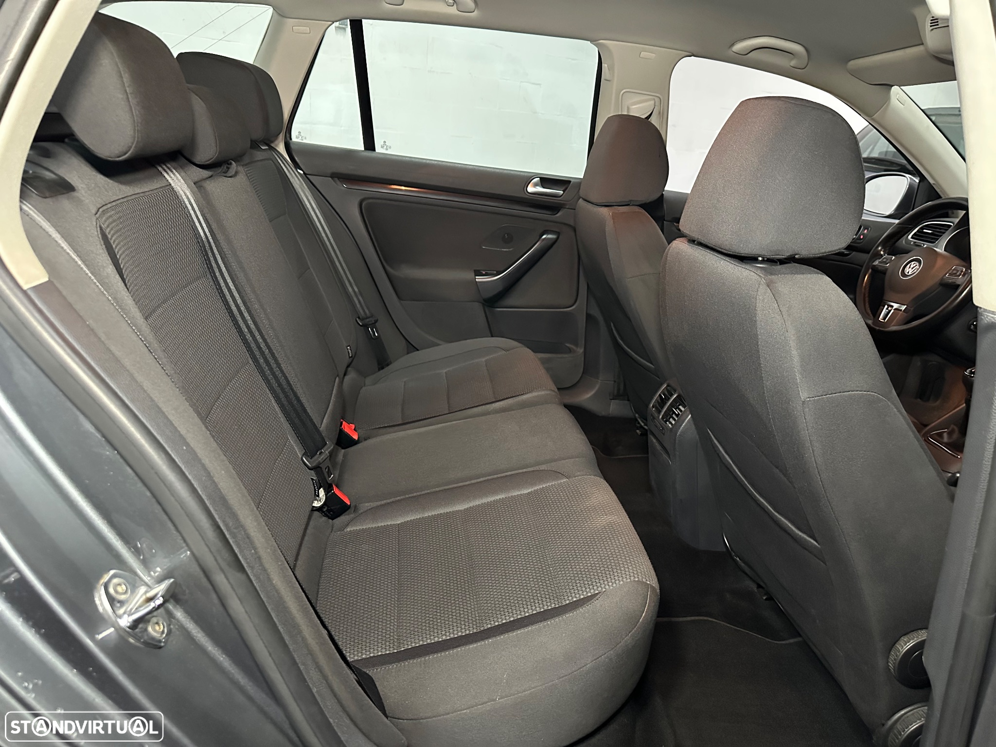 VW Golf Variant 1.6 TDi (BlueMotion ) Trendline - 10