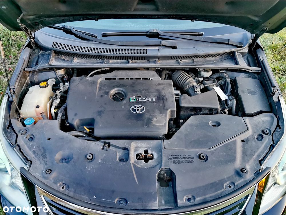 Toyota Avensis - 15