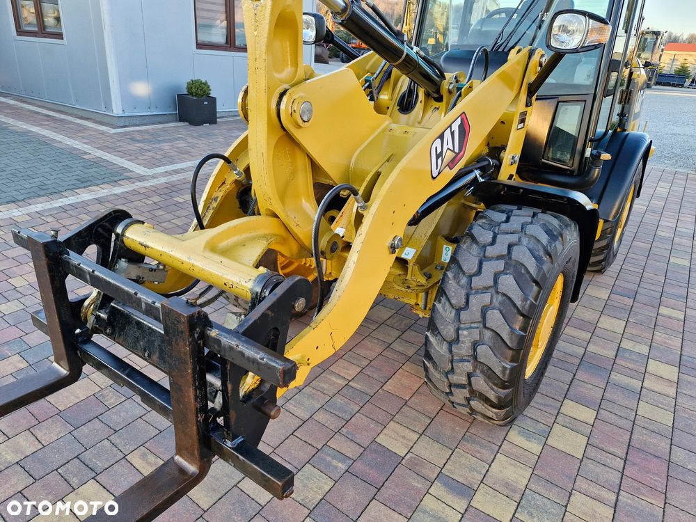 Caterpillar 906 M - 8