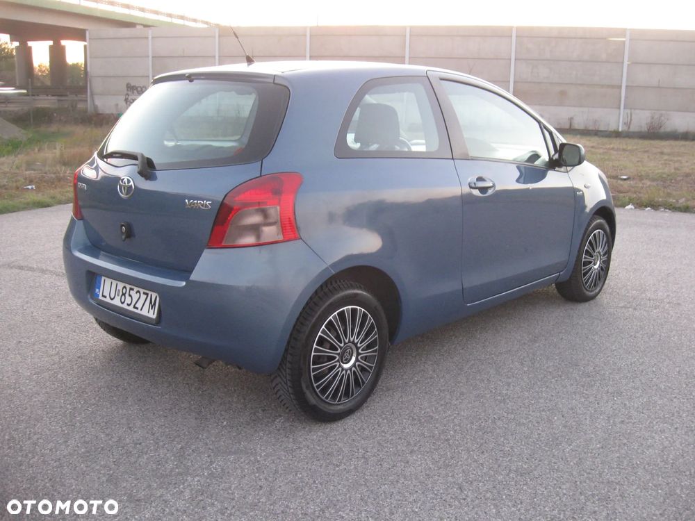 Toyota Yaris 1.4 D-4D Terra A/C - 6
