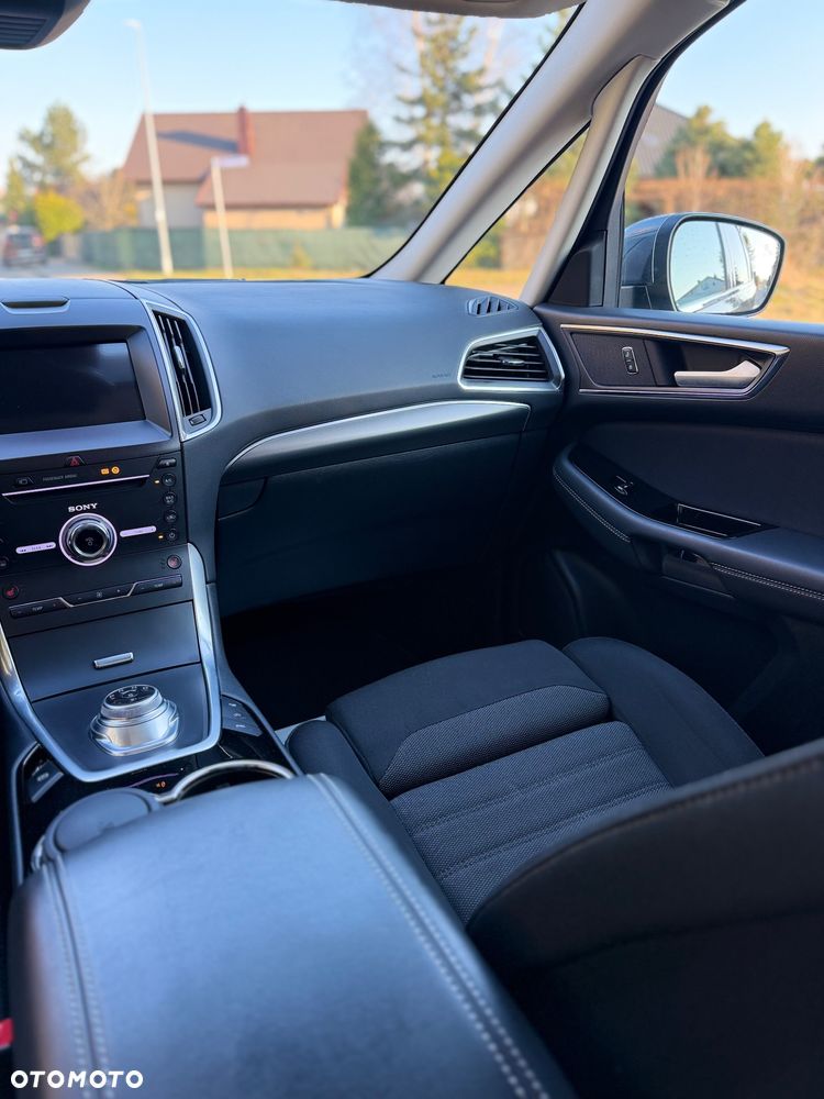 Ford S-Max 2.0 EcoBlue Titanium - 22