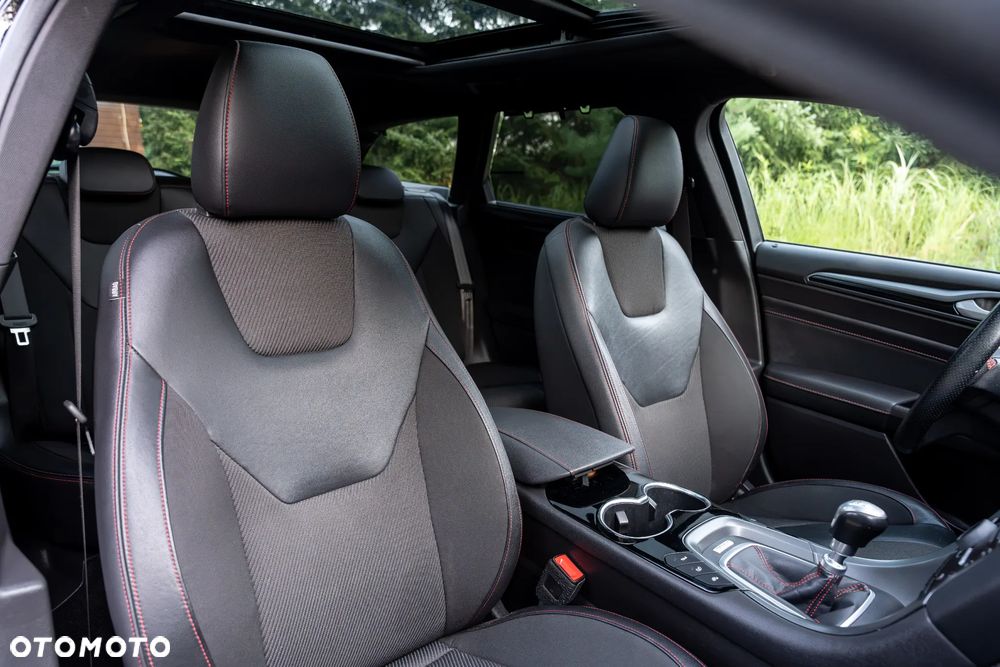 Ford Mondeo 1.5 EcoBoost Titanium - 23