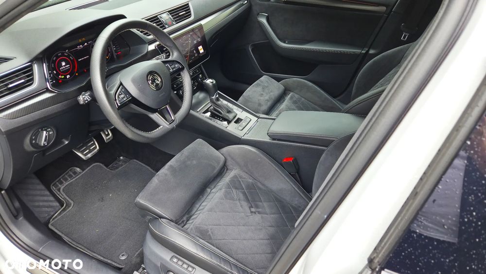 Skoda Superb 2.0 TSI 4x4 Sportline DSG - 8
