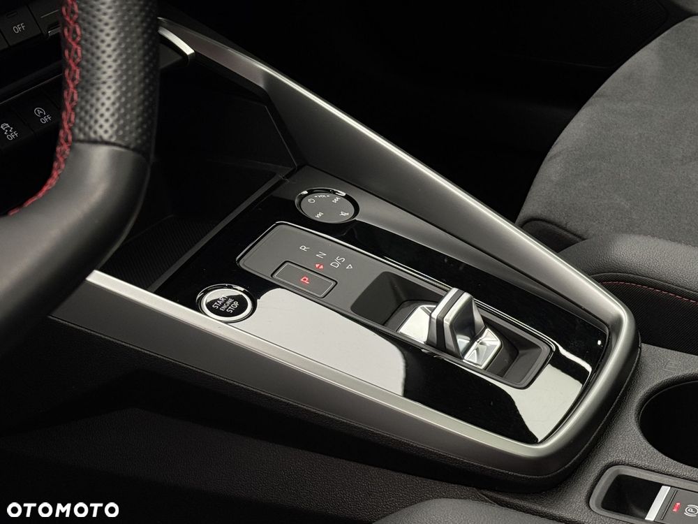 Audi A3 Limousine 35 TFSI mHEV Advanced S tronic - 11
