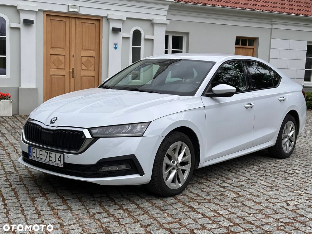 Skoda Octavia 2.0 TDI Ambition DSG - 2